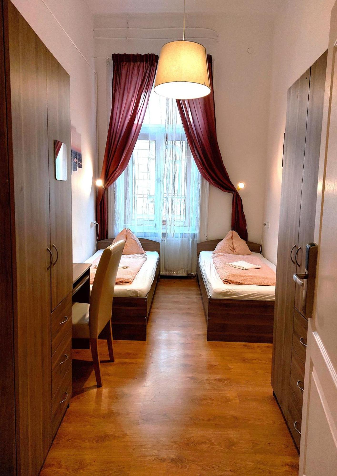 Goodmo Budapest Smart Rooms Esterno foto